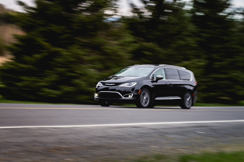 Illustration for article titled 2017 Chrysler Pacifica: The Jalopnik Review